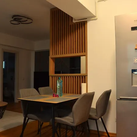 Bujorului - 2br 2 Apartment Craiova