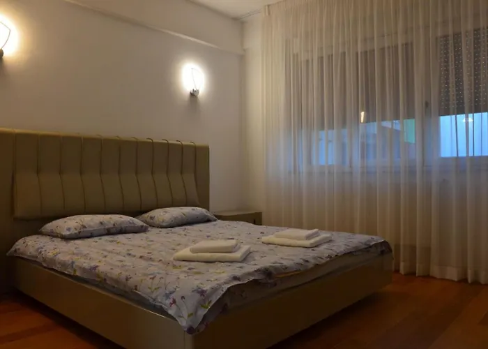 Bujorului - 2br 2 Apartamento Craiova